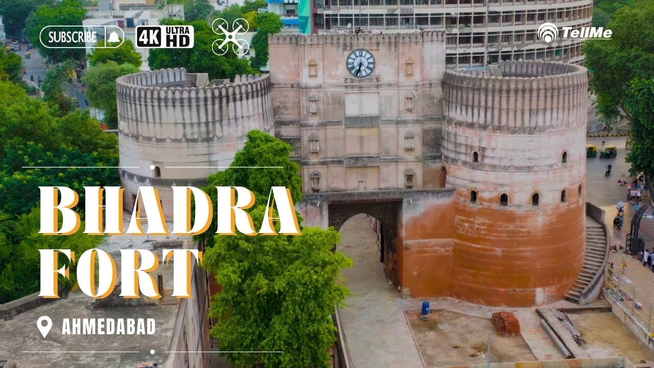 Strolling across the dynamic Bhadra fort Teen Darwaza Market I Ahmedabad I Gujarat.
