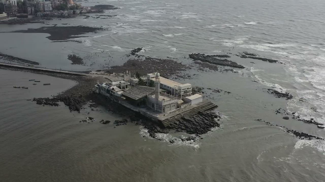 What's the BEST Way to Haji Ali Dargah in Mumbai?