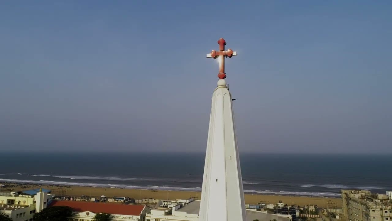 Santhome Cathedral Basilica, Chennai Historic Catholic Churches in India